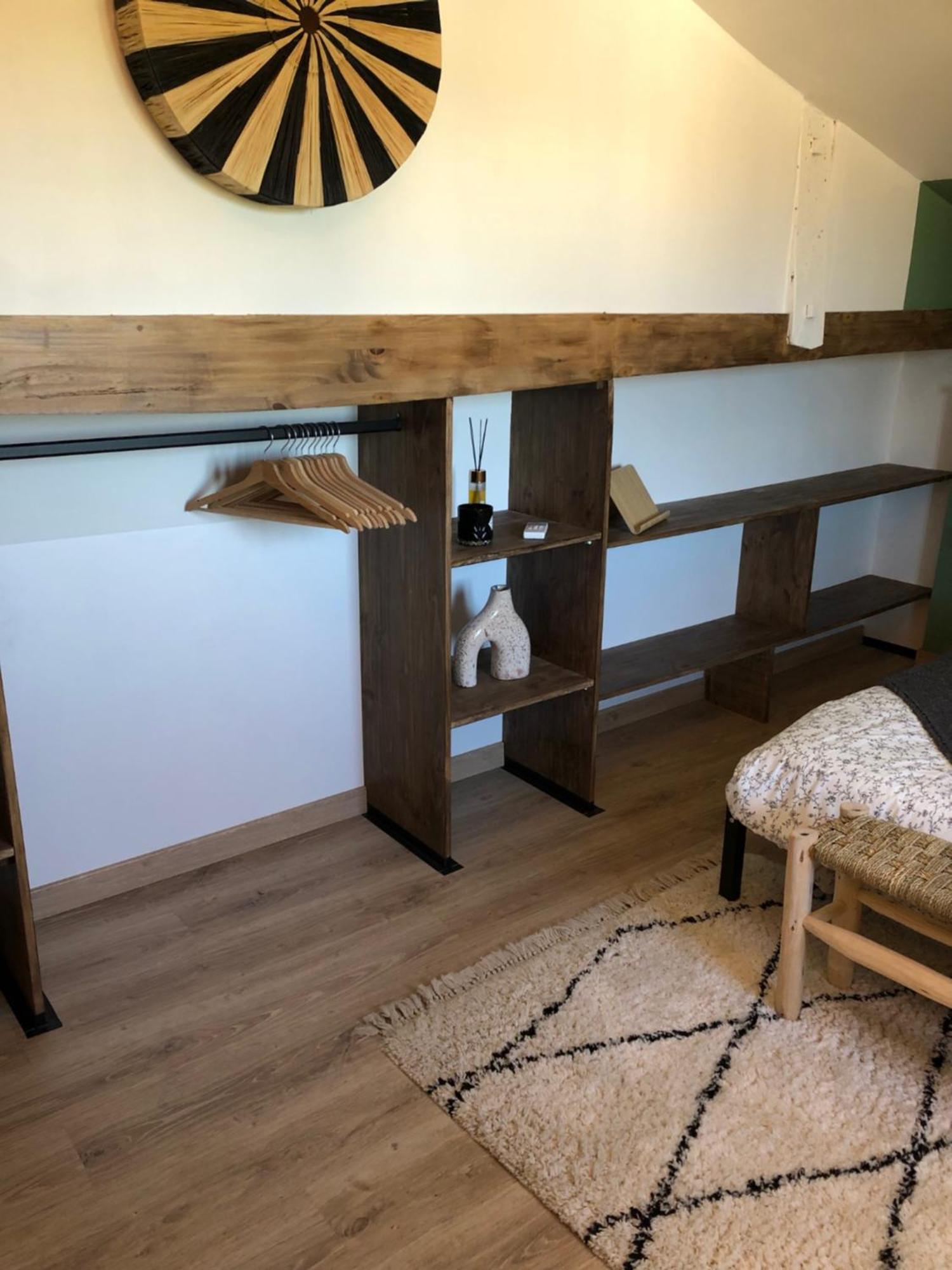 Au Dessus De Chez Nous Bed and Breakfast Doulezon Εξωτερικό φωτογραφία